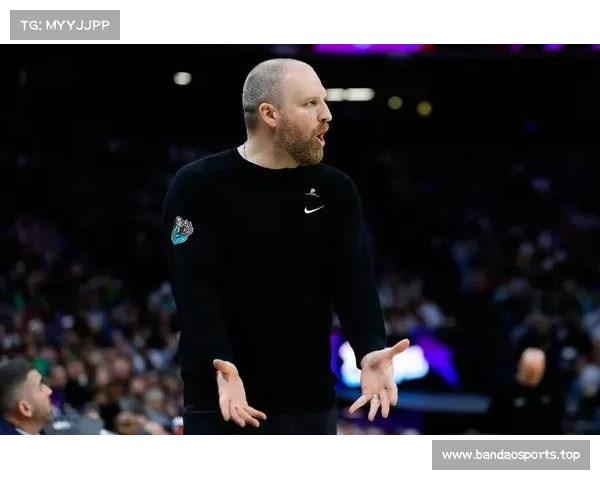 ESPN报道:詹金斯去年休赛季已预示将被解雇成现实 ESPN报道:詹金斯去年休赛季已预示将被解雇成现实
