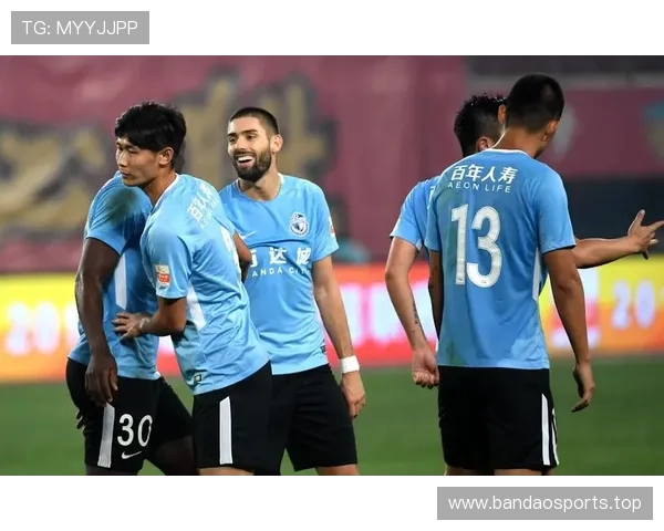 三大外协主力缺席苏杯 中国队卫冕前景更加光明 三大外协主力缺席苏杯 中国队卫冕前景更加光明