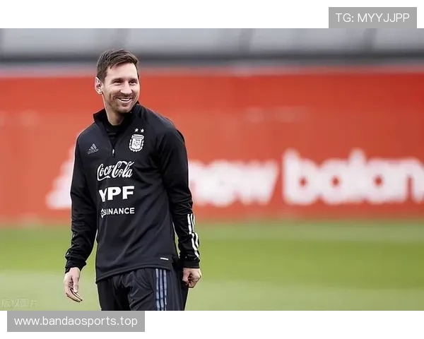 梅西今日赛场表现均衡贡献稳定全面彰显球队核心价值与重要影响力 梅西今日赛场表现均衡贡献稳定全面彰显球队核心价值与重要影响力